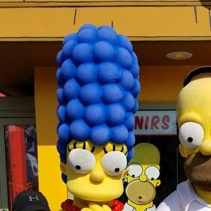 Meet your Posher, Claudia